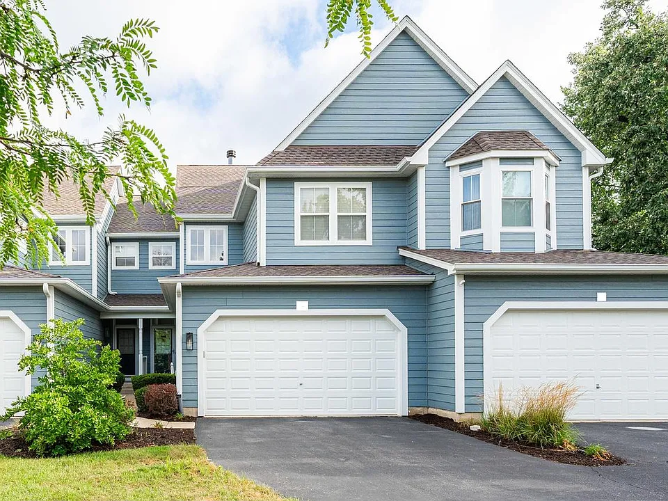 84 Woodview Ct