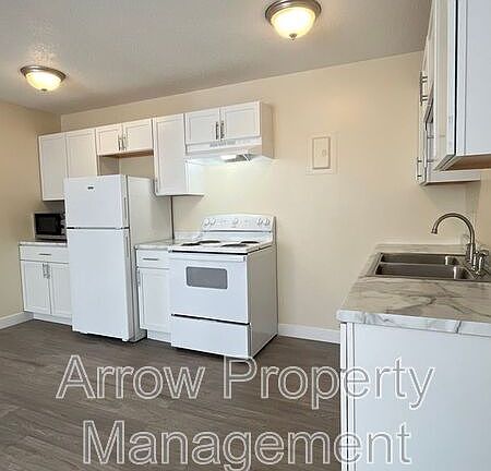 3rd image of 1315 F St #5