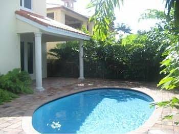 5th image of 421 S Fort Lauderdale Beach Blvd