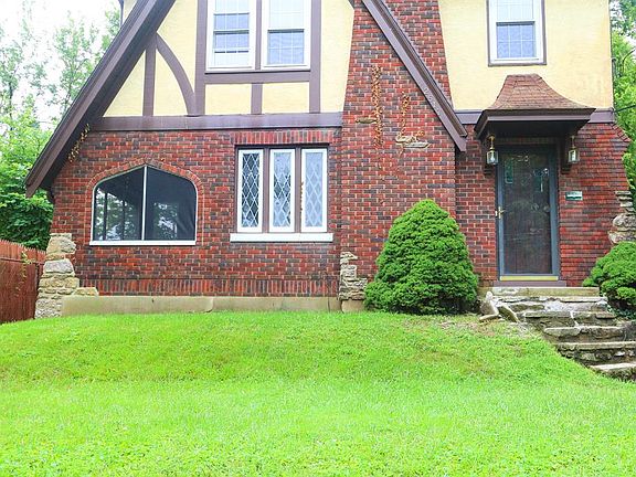 2nd image of 2517 Indian Mound Ave