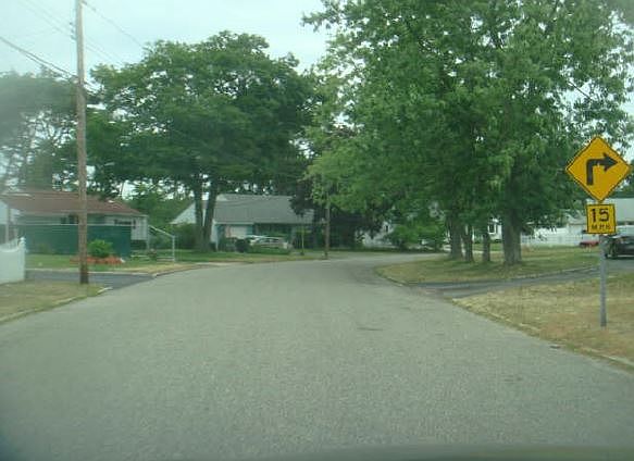 2nd image of 31 Meadowbrook Dr