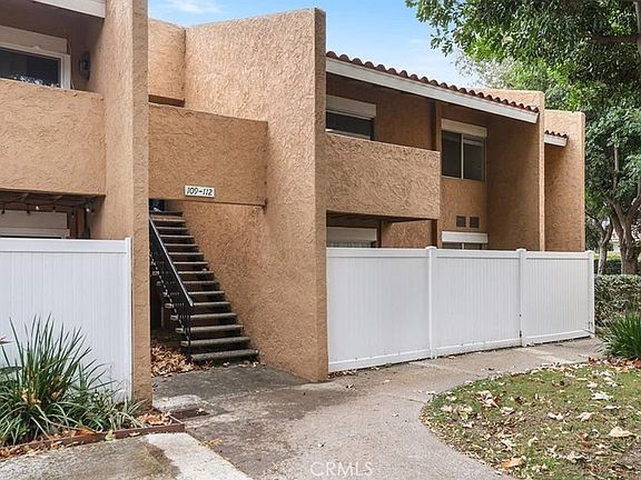 2nd image of 1001 W Macarthur Blvd