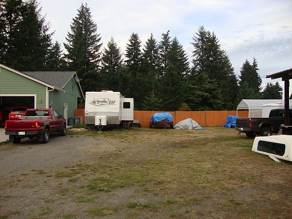 lots of room for parking