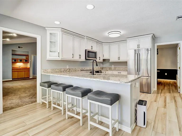 4318 Woodtree Ln — Photo 9
