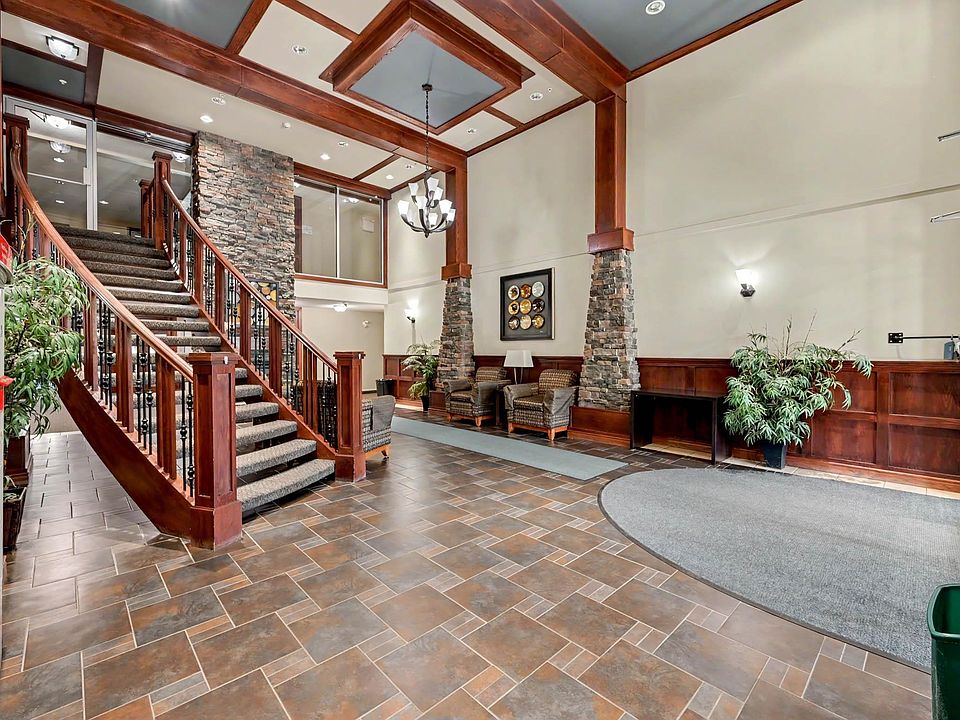 1st image of 1589 Glastonbury Blvd NW #401