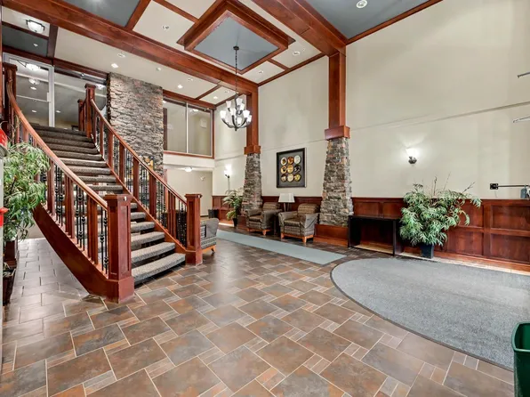 1589 Glastonbury Blvd NW #401, Edmonton, AB T5T 2V1