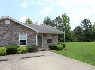 108 Colson Village Ct, Dover, TN 37058