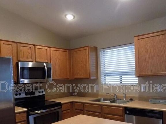 4th image of 22534 N Davis Way