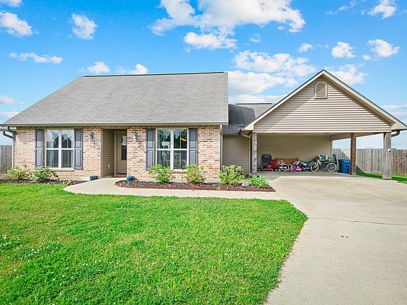 2nd image of 214 Ennis Dr