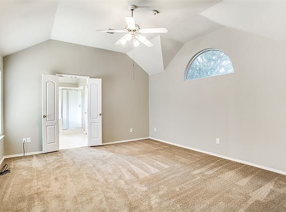 4th image of 3712 Longhorn Dr
