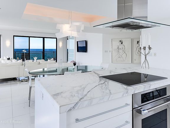 5th image of 3100 S Ocean Blvd #504