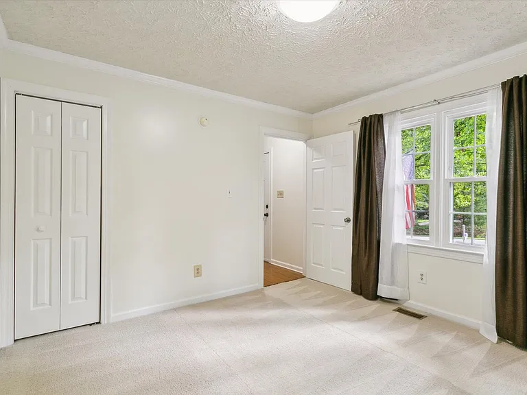 2905 Richard Pace N — Photo 17