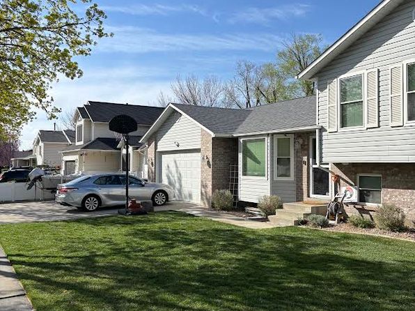 48 W Clay Park Dr