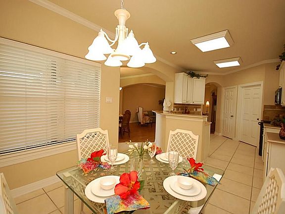 5th image of 4831 Julia Ct