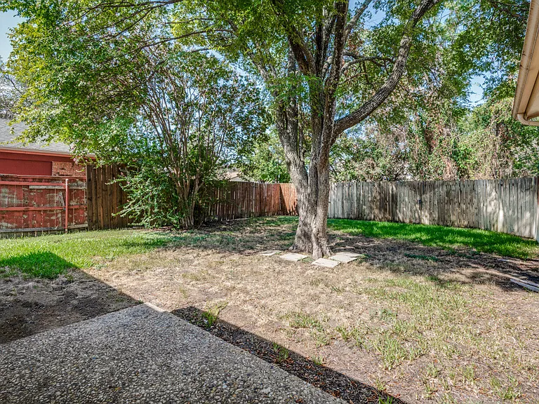 6013 Frontier Ln — Photo 23