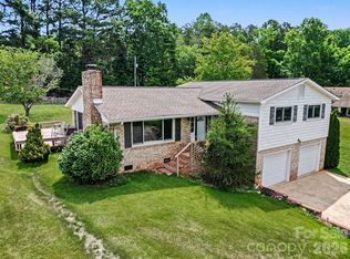 7107 Rolling Hills Dr, Sherrills Ford, NC 28673