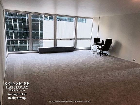 5th image of 340 W Diversey Pkwy APT 520