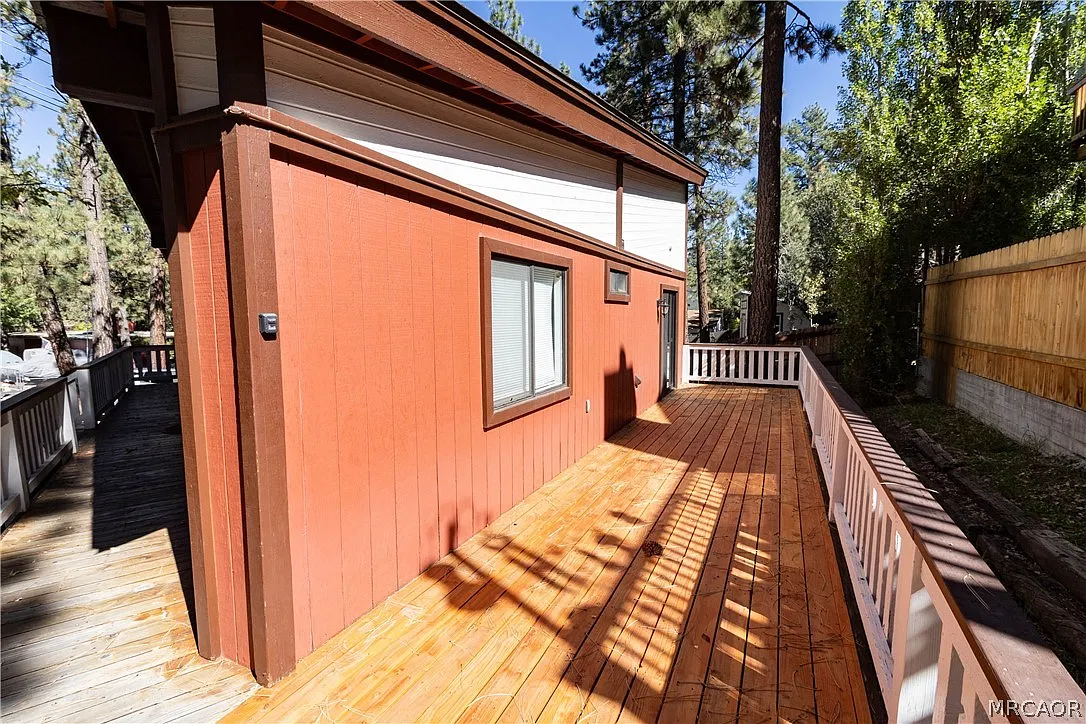 2 bed, 1.0 bath, 874 sqft, $1,800 — Photo 2