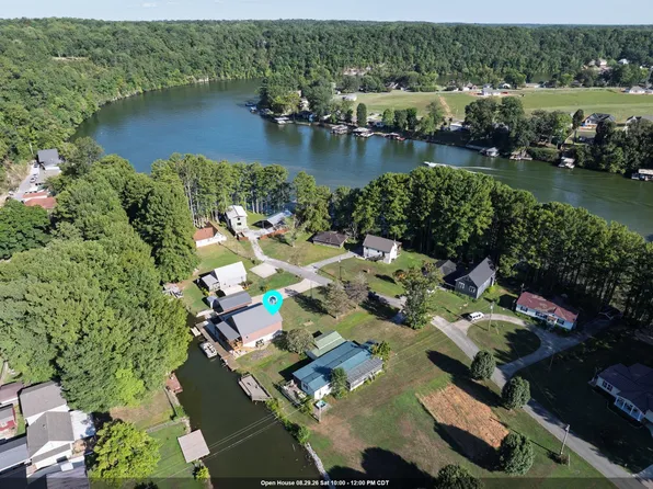 151 Bluffview Dr, Florence, AL 35634