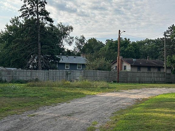 4th image of Pearson Way NE