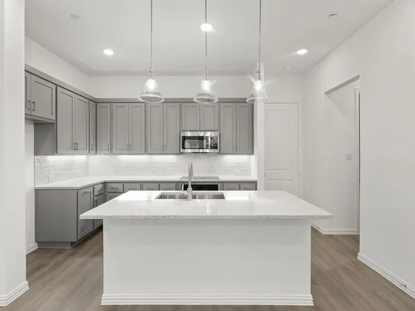 2306 Glacier Way, Mansfield, TX 76063