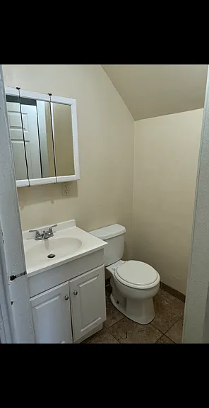 328 E Market St — Photo 7