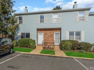 47 Dogwood Ct, Jamesburg, NJ 08831