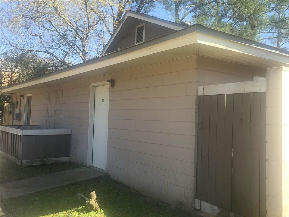 1st image of 2241 W Pensacola St APT 09