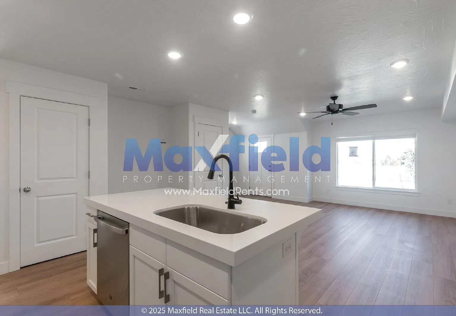 3 bed, 2.5 bath, 1546 sqft, $1,895 — Photo 4
