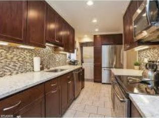 510 Kemeys Cove Ave, Briarcliff Manor, NY 10510