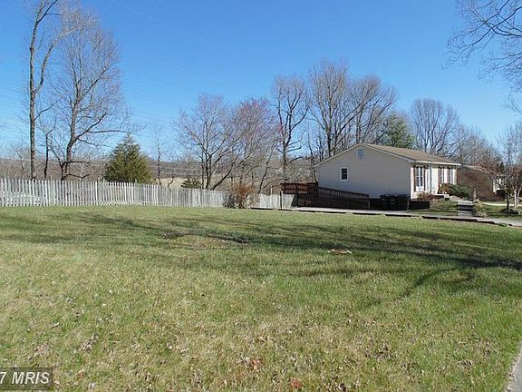 3rd image of 7106 Aquinas Ave