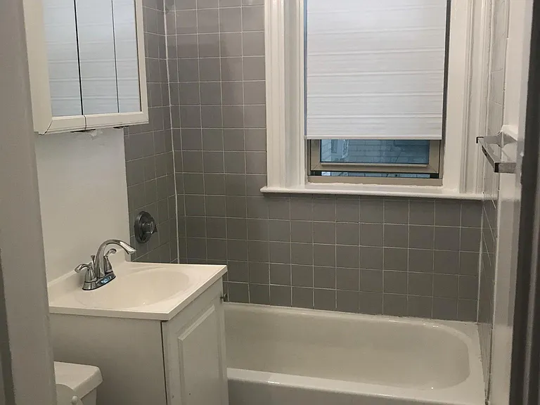 8 Ransom Rd #2 - Bathroom