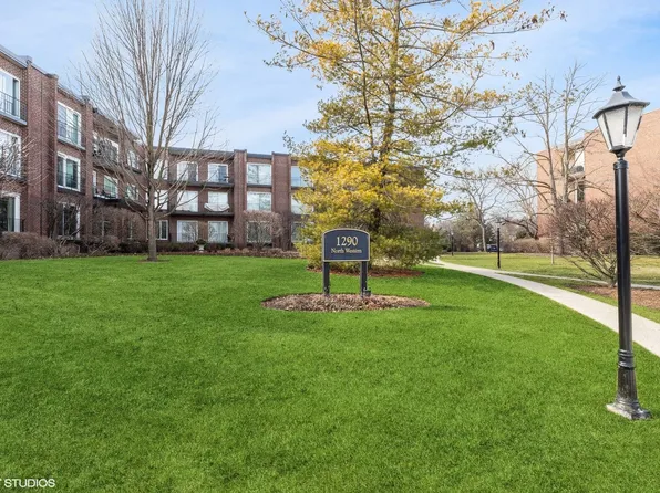1290 N Western Ave APT 205, Lake Forest, IL 60045
