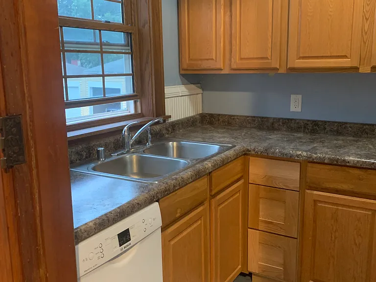 1308 Main St — Photo 9