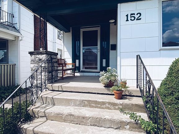2nd image of 152 Norwalk Ave #Lwr