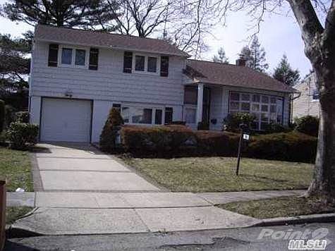 1st image of 30 Coronet Ln