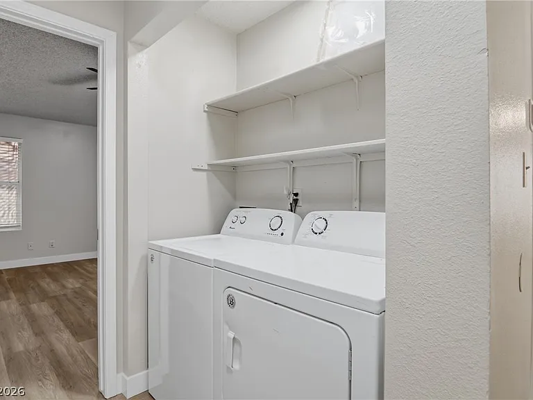 6224 Caprino Ave — Photo 12