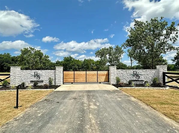 10 Riverstone Drive, Broken Bow, OK 74728