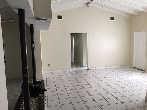5th image of 3271 Glendale Blvd