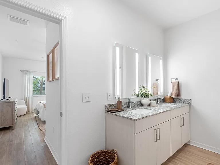 V2 Apartments — Photo 28