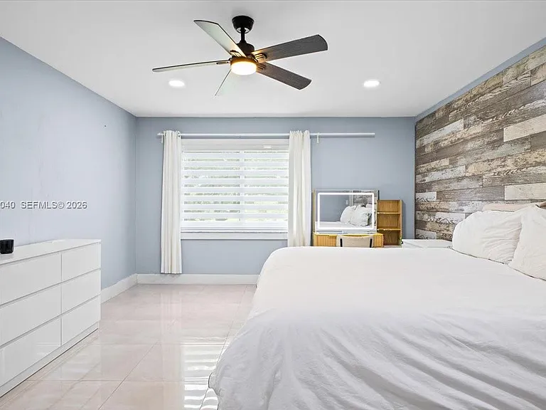6001 N Falls Circle Dr #310 — Photo 19