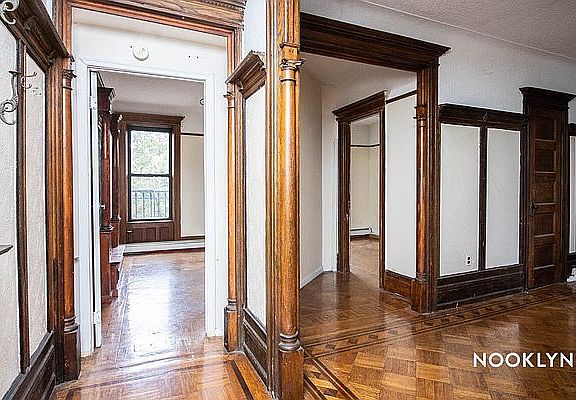 3rd image of 980 Bergen St APT 18