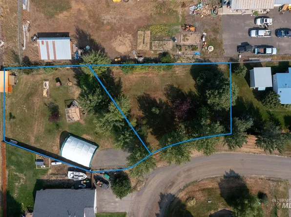 205 Larae St, New Meadows, ID 83654