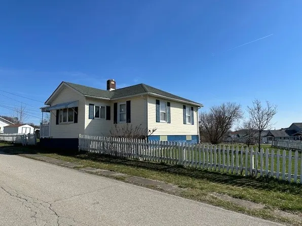 422 4th St, Mather, PA 15346