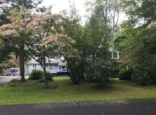 393 Annette Ct, Wyckoff, NJ 07481