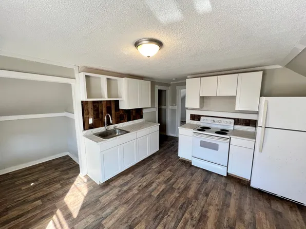 295 Park St #3, Bristol, CT 06010