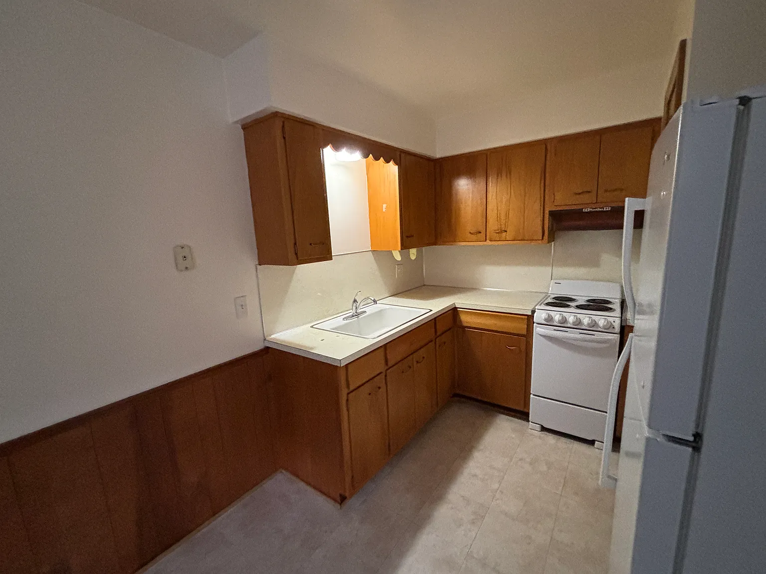 2841 Terrace Downs St — Photo 4