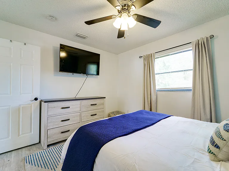 2822 Palomar St — Photo 25
