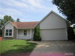509 Brookneal Dr, Saint Charles, MO