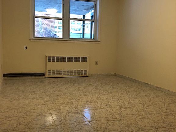 5th image of 2642 Harway Ave #1FL